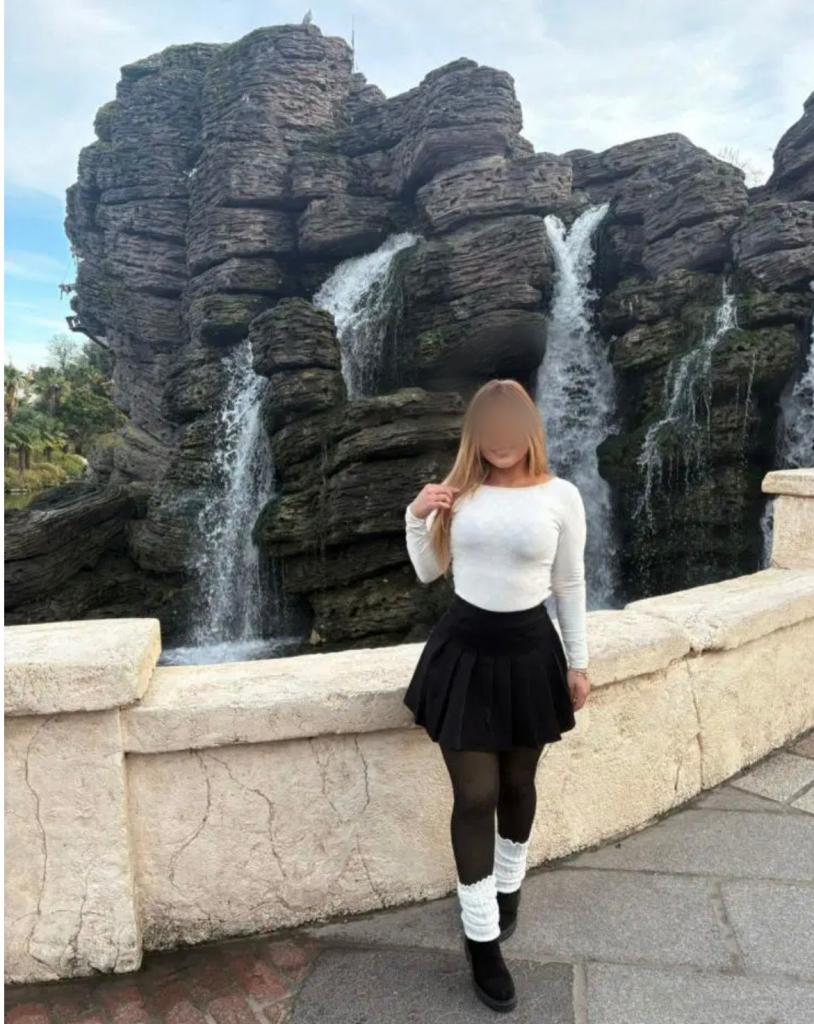 623556841: Chica busca chico en Murcia