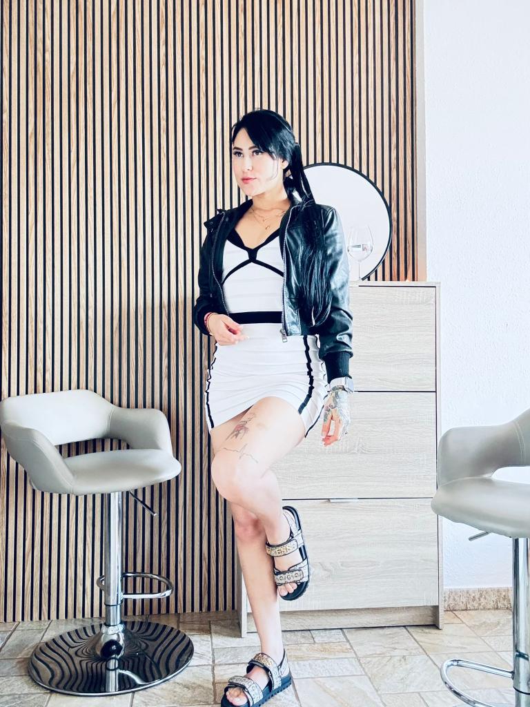 Chica busca chico en Gerona: 