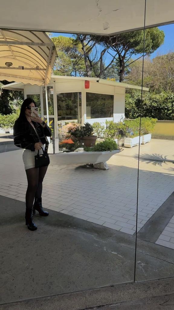 641189352: Chica busca chico en Granada