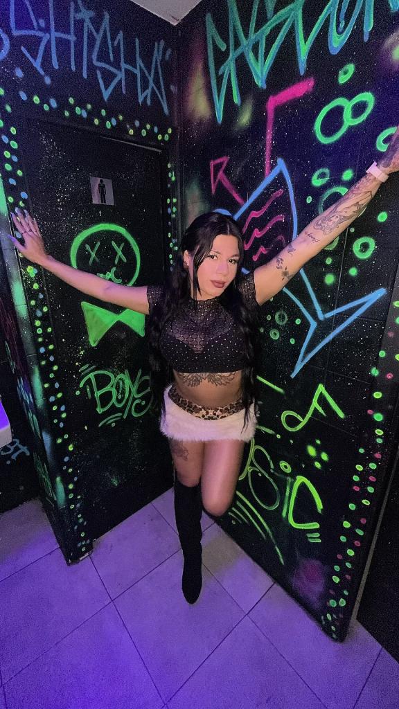 Chica busca chico en Huelva: 