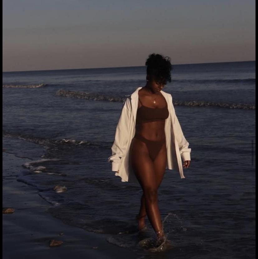 Chica busca chico en Sevilla: 