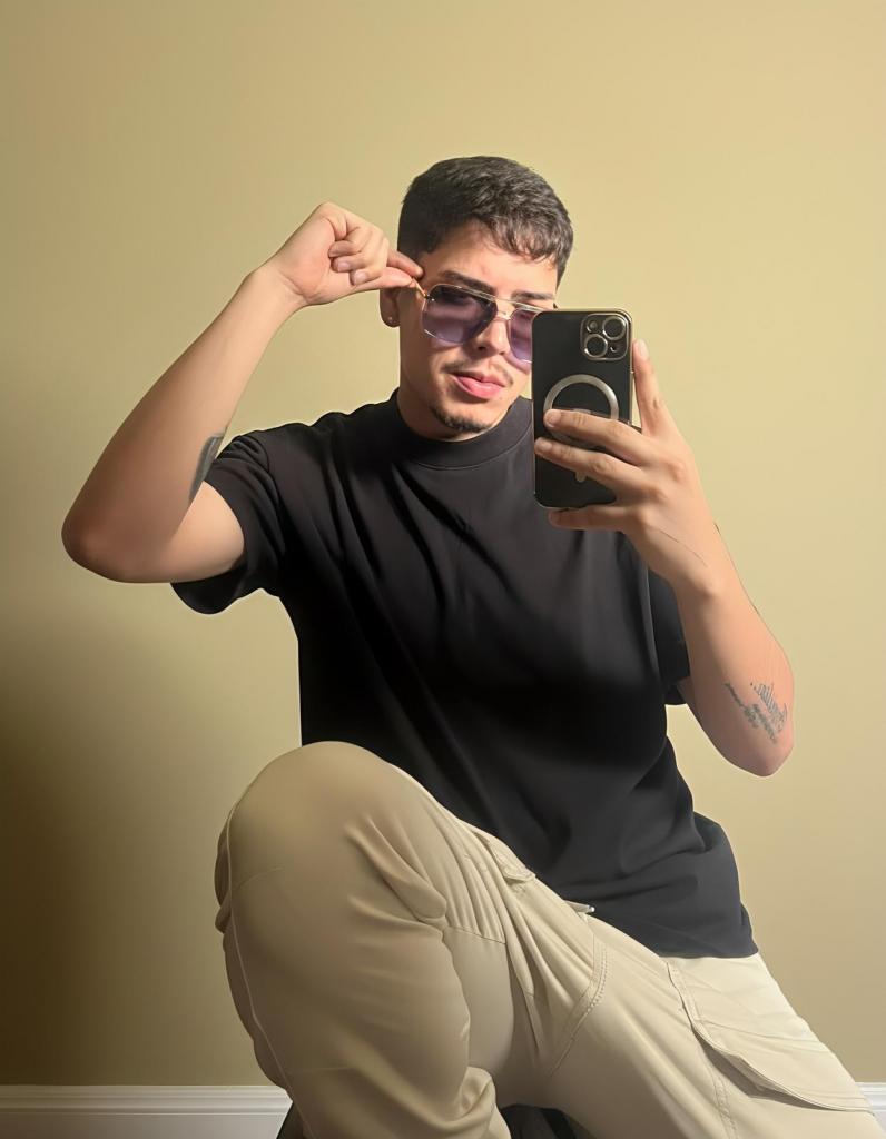 Chico busca chica en Málaga: 