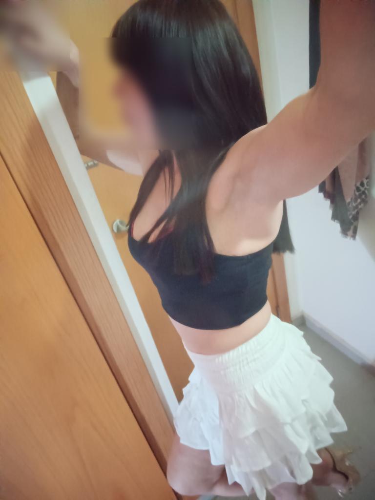 664400221: Chica busca chico en Valencia