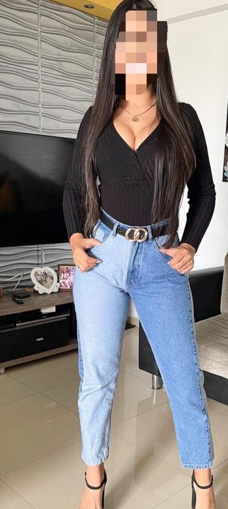 Chica busca chico en Cádiz: 