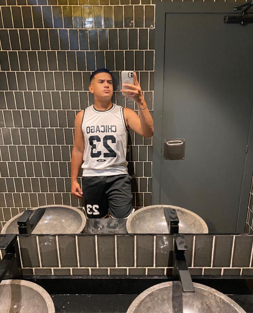 624540985: Chico busca chica en Alicante