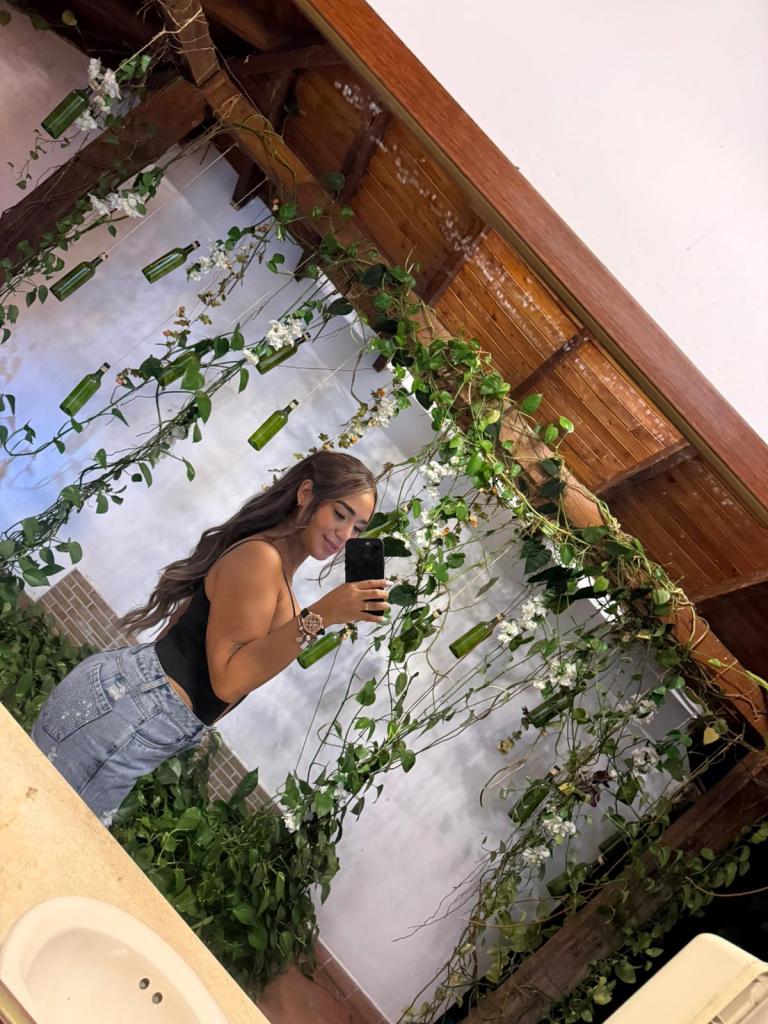 Chica busca chico en Tenerife: 