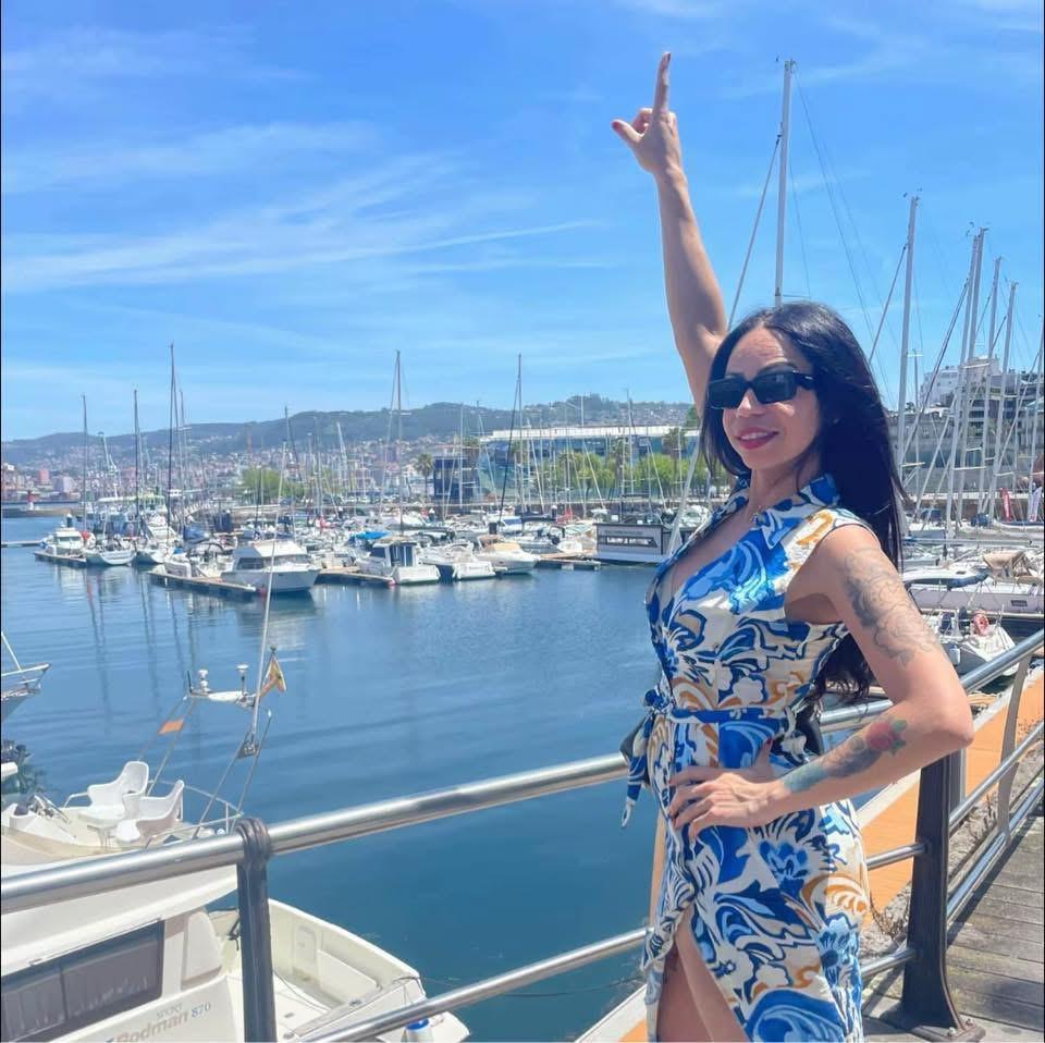 Chica busca chico en La Coruña: 