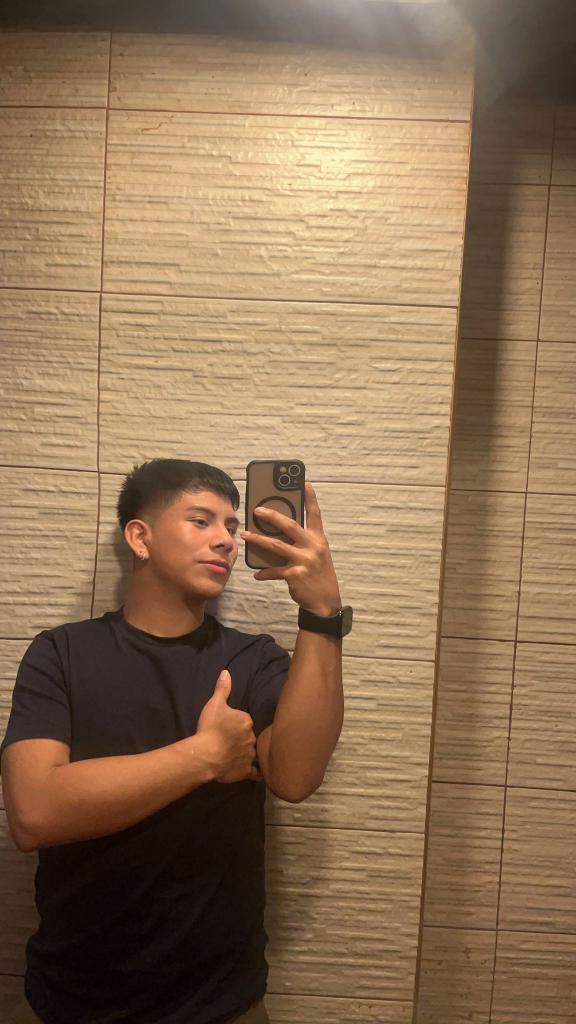 677655738: Chico busca chica en Castellón