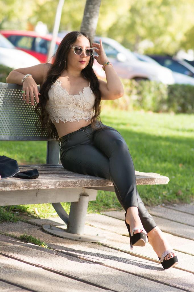 698552227: Chica busca chico en Zaragoza