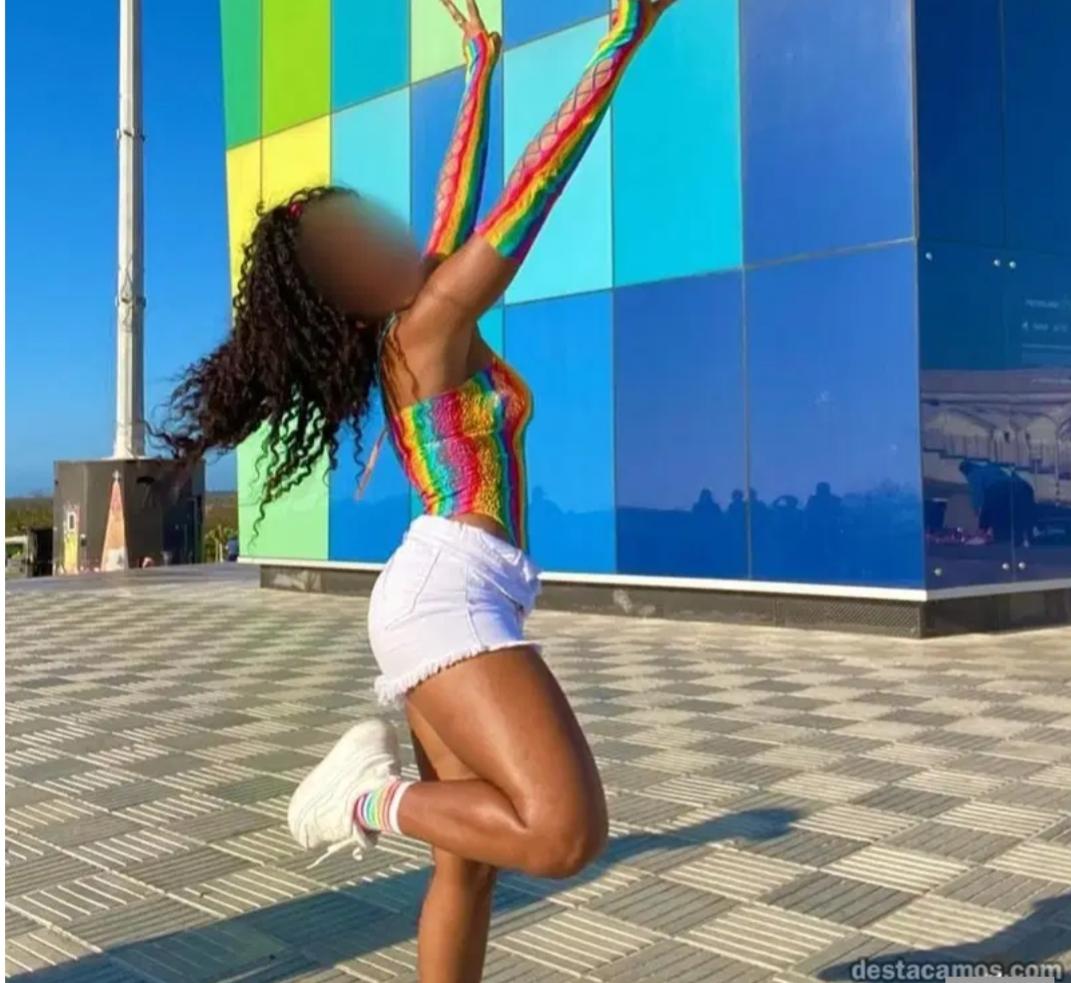 Chica busca chico en Barcelona: 