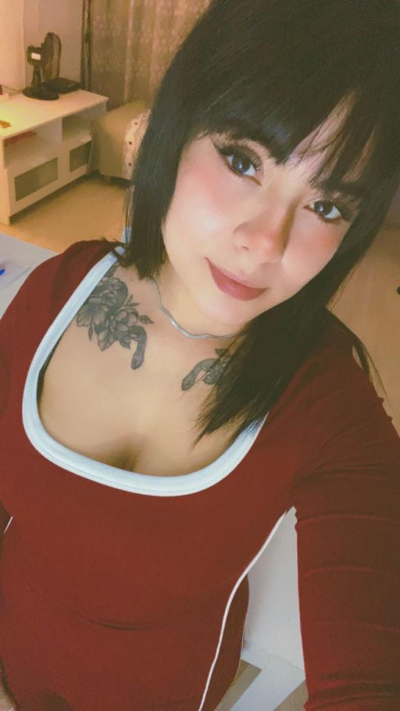 611358838: Chica busca chico en Gerona