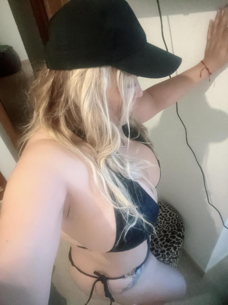 631317514: Chica busca chico en Murcia