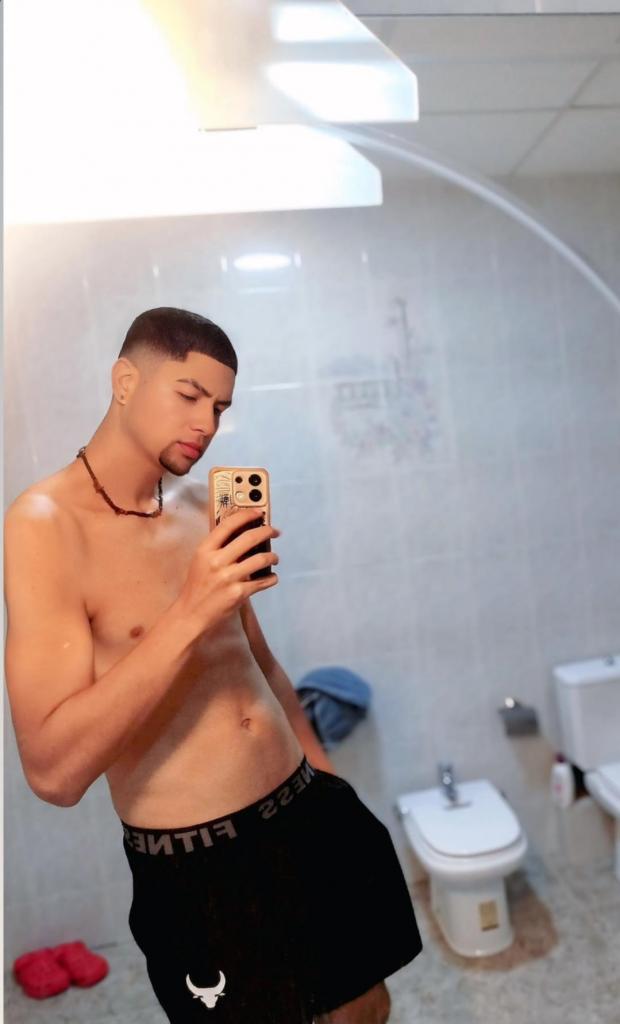 630124943: Chico busca chica en Madrid