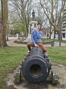 697695860: Chico busca chica en Madrid