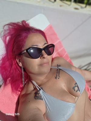 613211122: Chica busca chico en Alicante