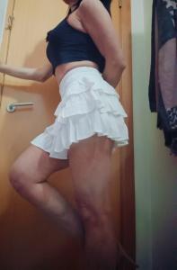 664400221: Chica busca chico en Valencia