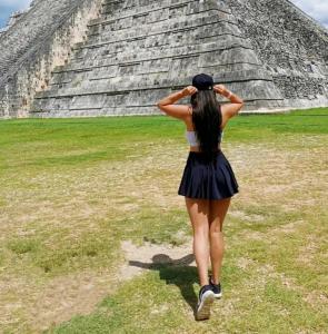 643810830: Chica busca chico en León