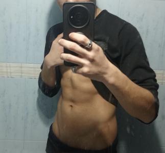 632925183: Chico busca chica en Málaga