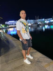 624540985: Chico busca chica en Alicante