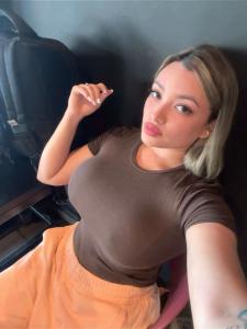 672519627: Chica busca chico en Barcelona