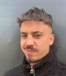 742001756: Chico busca chica en Zaragoza