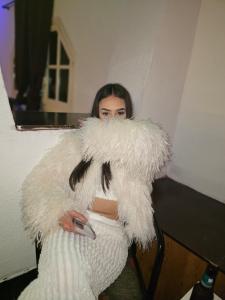 614987454: Chica busca chico en Almería