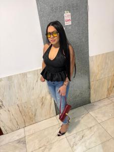 641731213: Chica busca chico en Barcelona