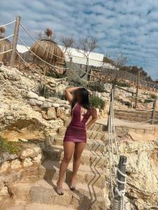 661142403: Chica busca chico en Mallorca