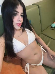 624157896: Chica busca chico en Madrid