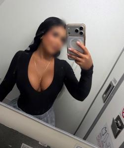 603977961: Chica busca chico en Cádiz