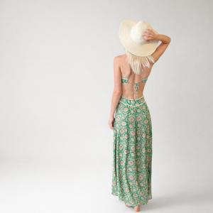 603817942: Chica busca chico en Gerona