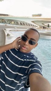 614965459: Chico busca chica en Valencia