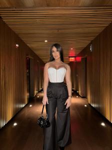 601464797: Chica busca chico en Zaragoza