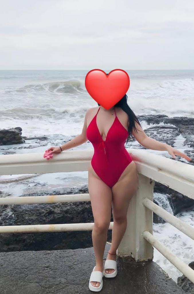 Chica busca chico en Tenerife: 