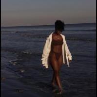 603313895: Chica busca chico en Sevilla