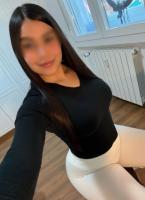 684708461: Chica busca chico en Madrid