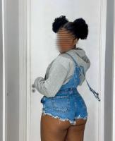 631171720: Chica busca chico en Barcelona