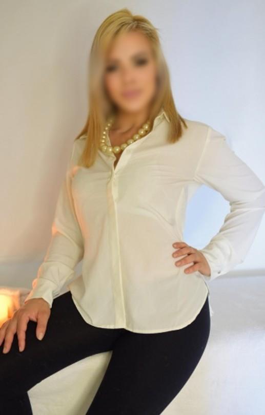 632400830: Chica busca chico en Barcelona