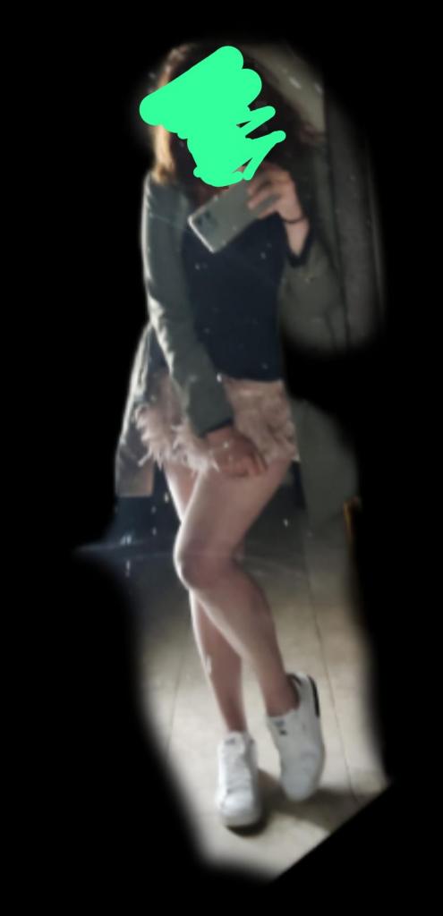 644516747: Chica busca chico en La Coruña