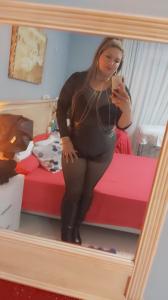 613335813: Chica busca chico en Ibiza