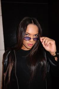 614557446: Travesti en Álava