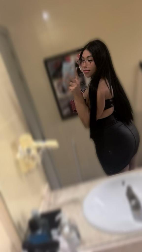 Chica busca chico en Sevilla: 