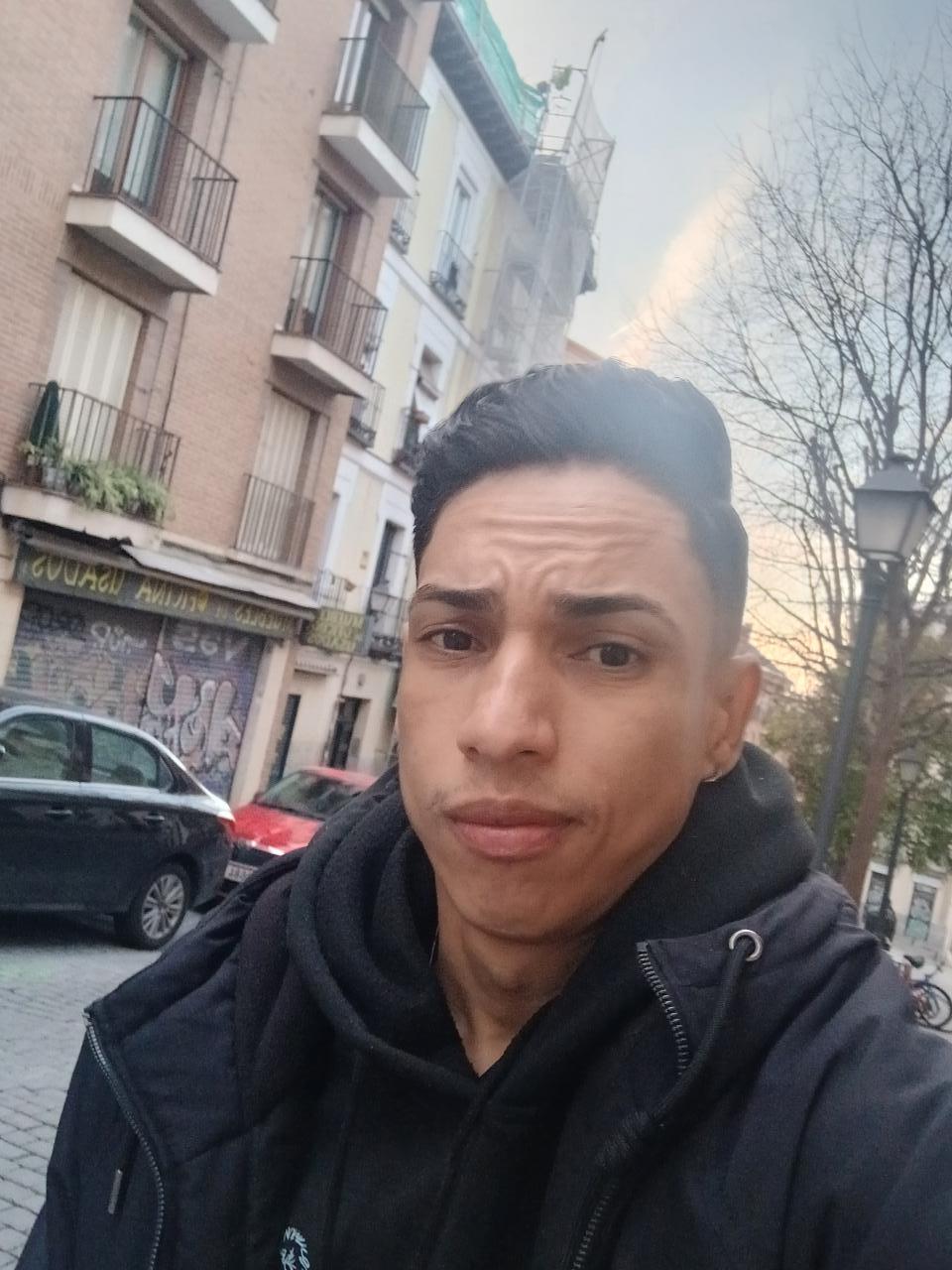 Chico busca chica en Madrid: 