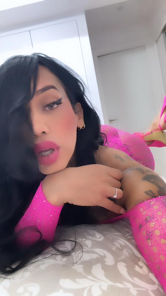 664702811: Transexual en Mallorca