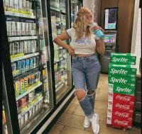 742085949: Chica busca chico en Tarragona