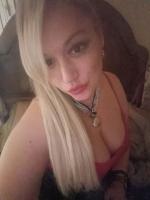 613958151: Chica busca chico en La Coruña