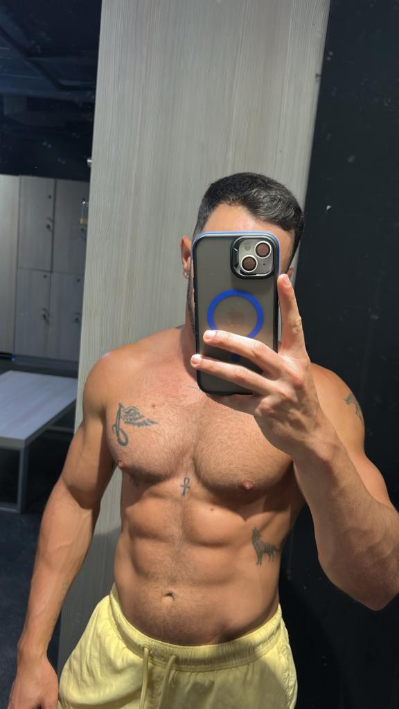 Chico busca chica en Las Palmas: 