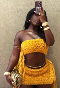 614292180: Chica busca chico en Madrid