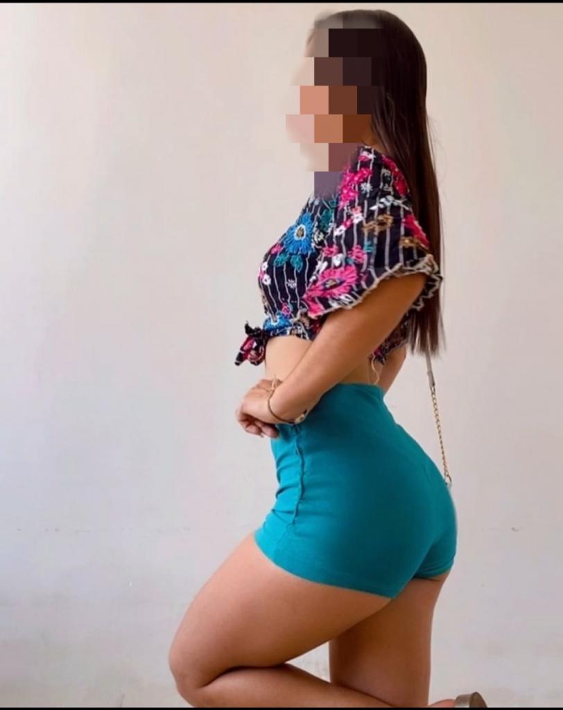 631917210: Chica busca chico en Málaga