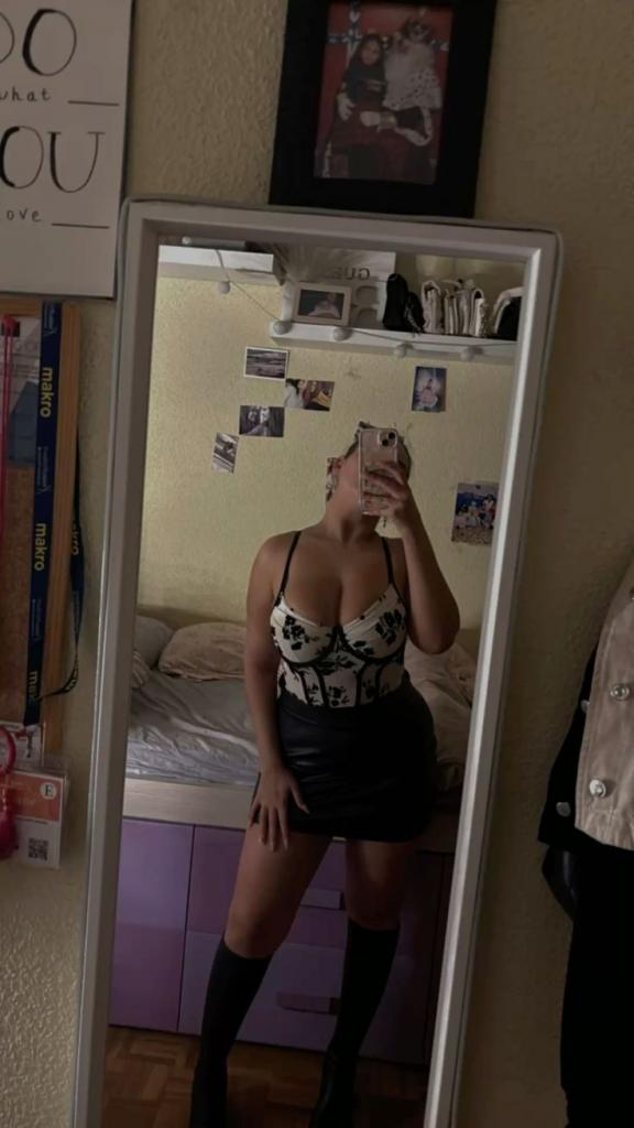 632642073: Chica busca chico en Madrid